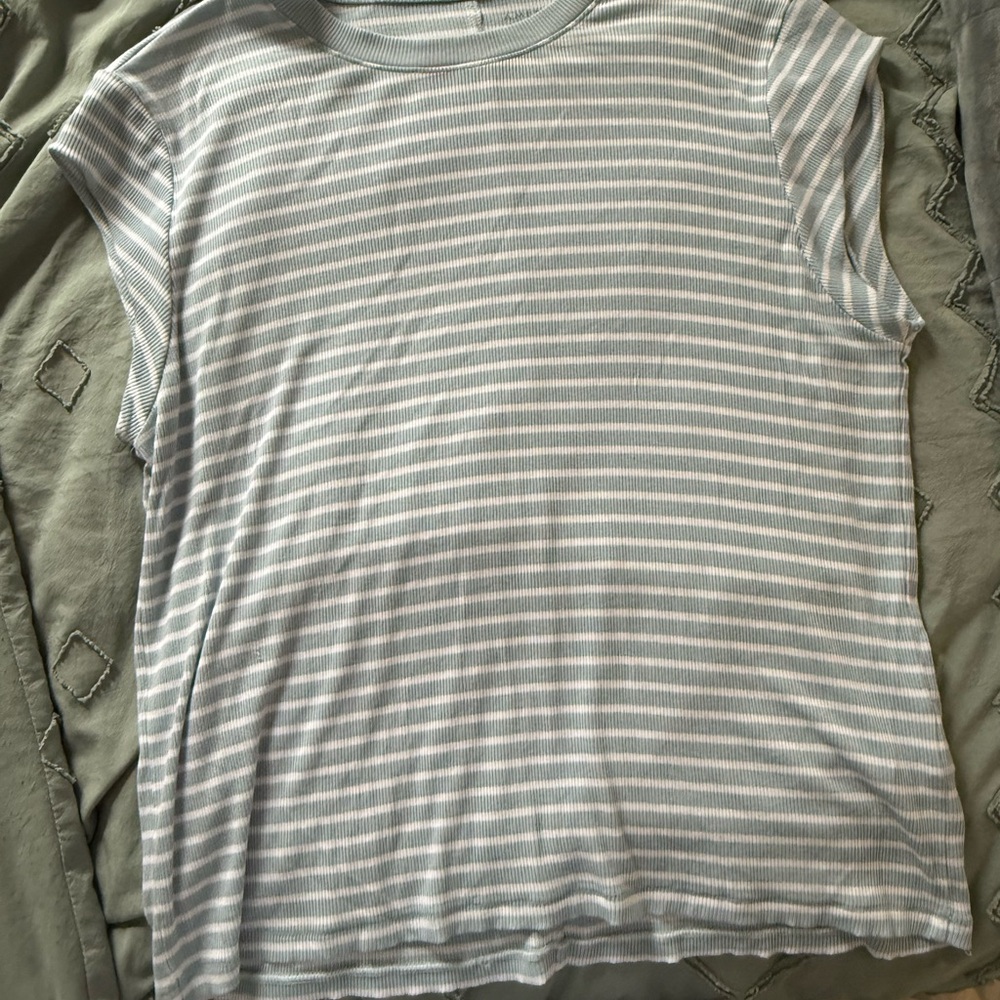 American Eagle Outfitters Blue and White Ribbed Tee